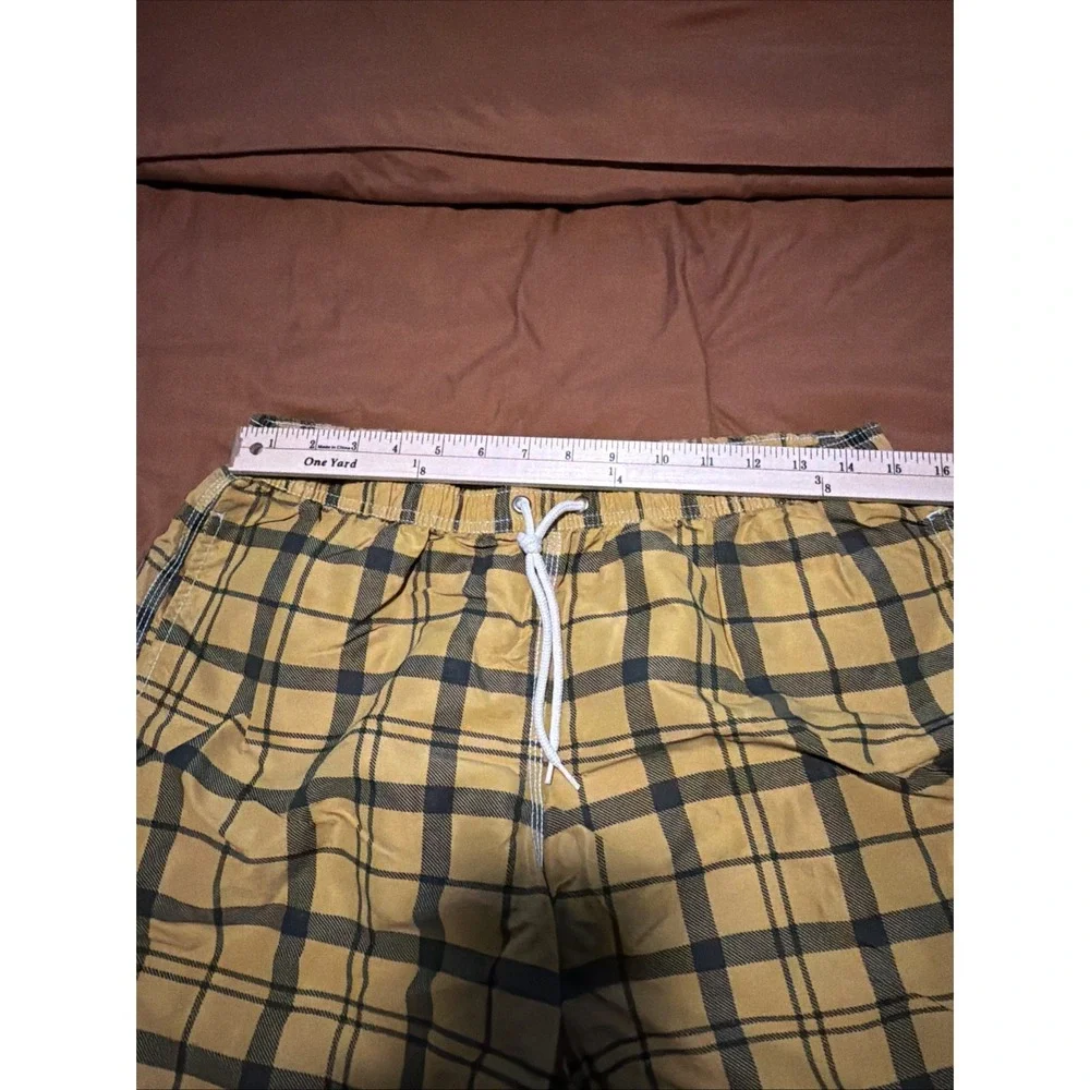 Barbour Men's Swim Shorts Size L Staple Tartan Yellow Plaid